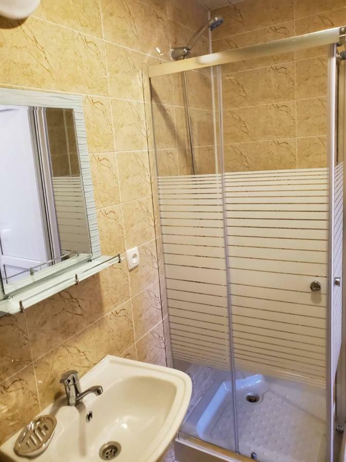 Hostel Family Kutaiszi Kültér fotó