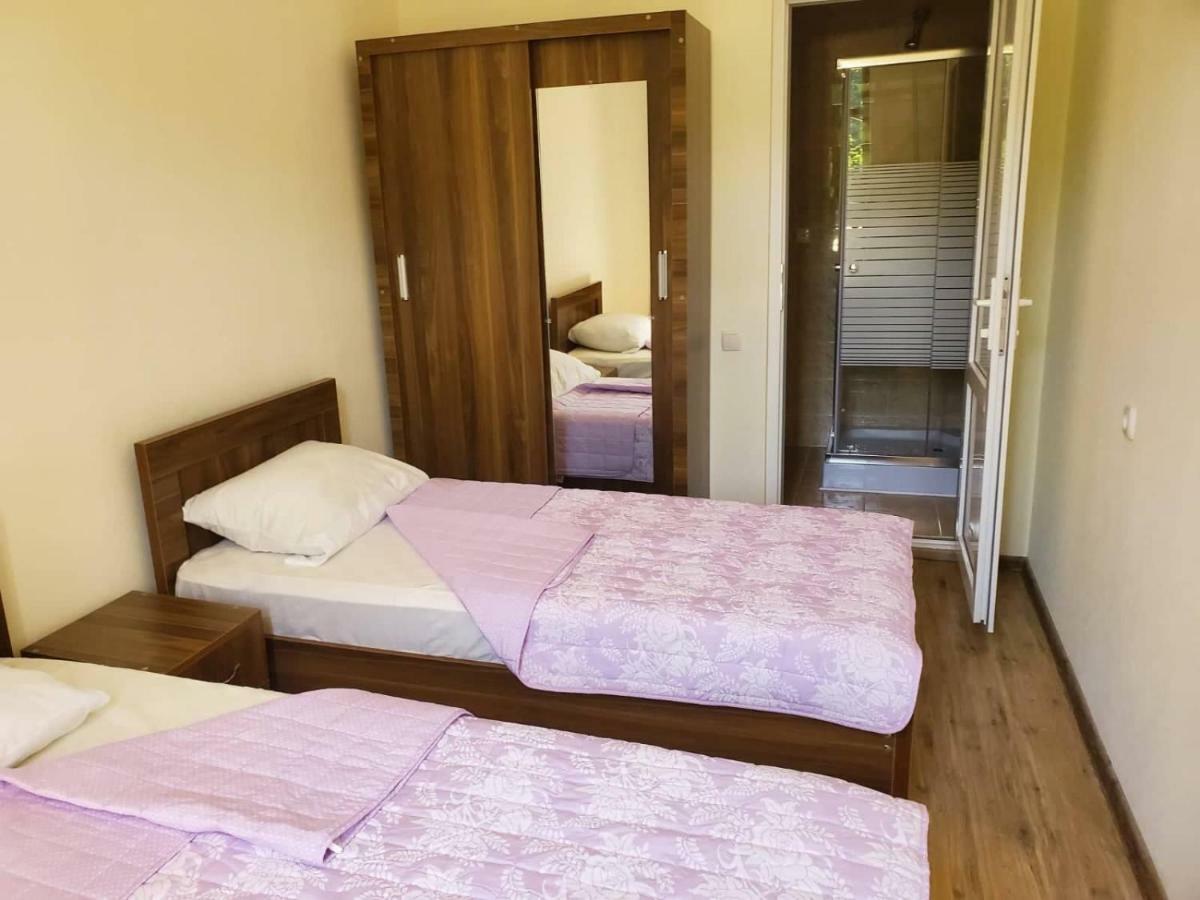 Hostel Family Kutaiszi Kültér fotó