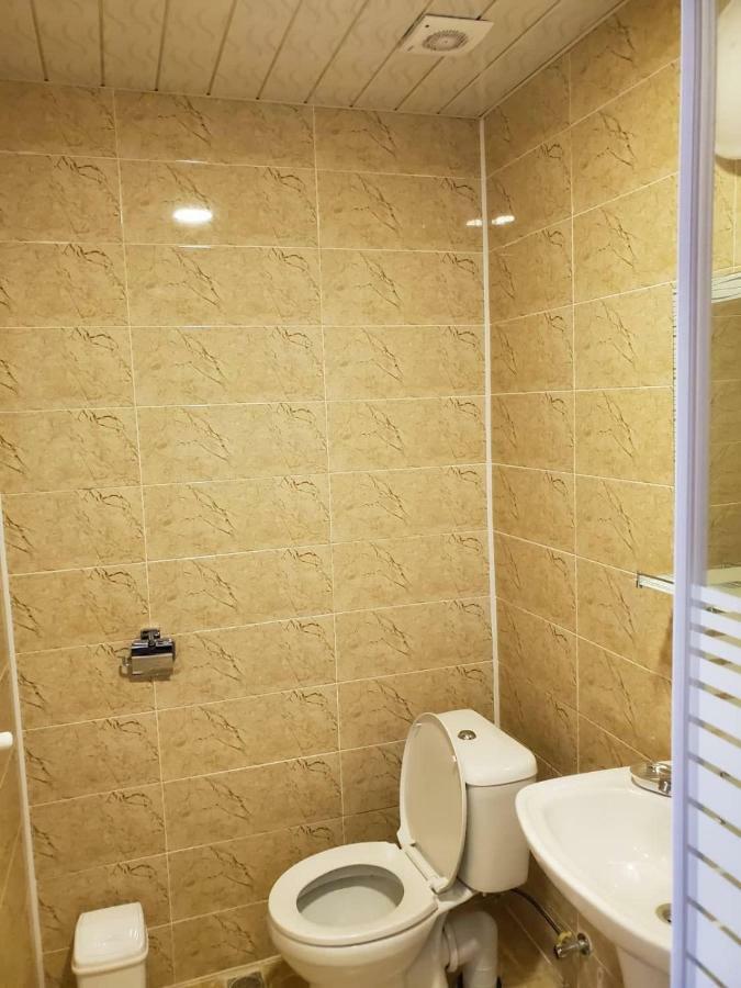 Hostel Family Kutaiszi Kültér fotó